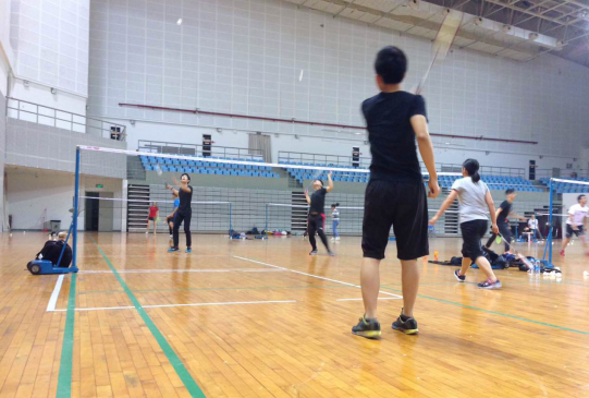 羽毛球赛精彩瞬间