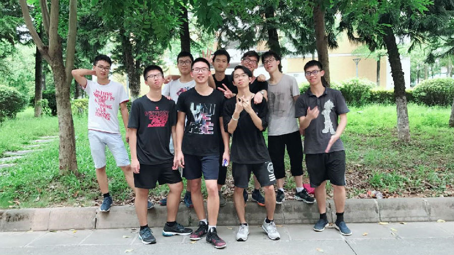 “你，在我心理”——yl1111永利集团17级女生宿舍搬迁圆满完成