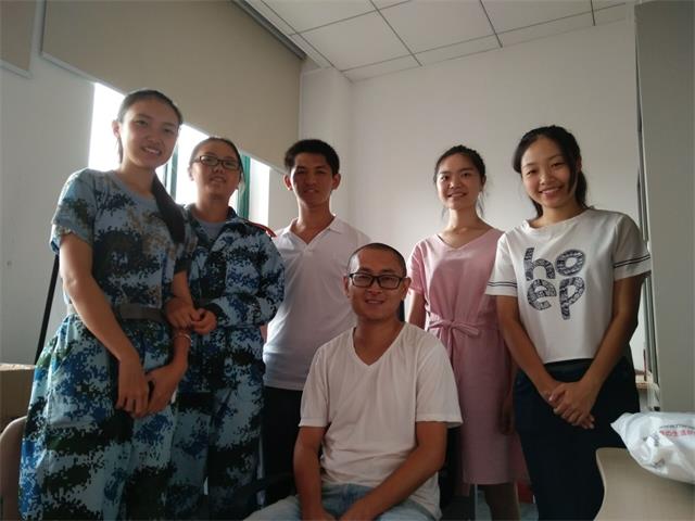  谆谆良师意，浓浓学子情——yl1111永利集团16级新生给老师们献上节日祝福