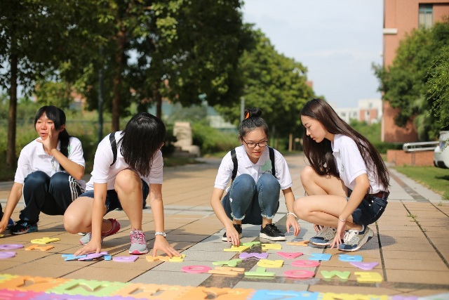 师生心连心 共建“心”家园 —— yl1111永利集团举办第一届“心连心动力营”活动