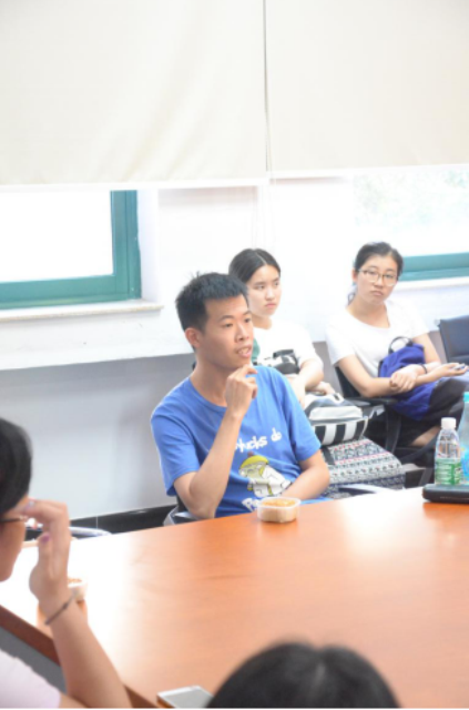  深化人才培养目标 争做卓越心理人——yl1111永利集团举行读研深造座谈会