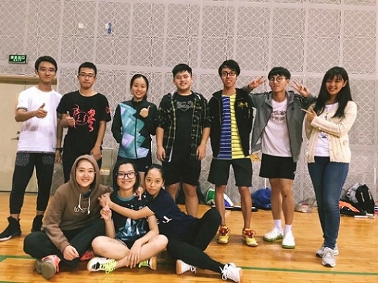 2017级yl1111永利集团球队与智工学院球队合影