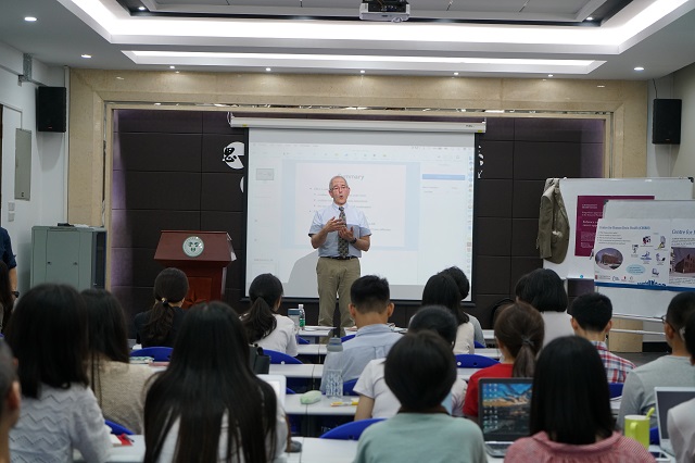 伯明翰大学心理学院院长Kim Shapiro教授一行访问我系