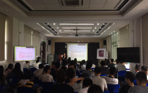 我系召开2015级本科生专业分流主题班会