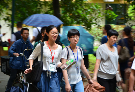 yl1111永利集团2017年迎新工作（一）——迎新生 会家长