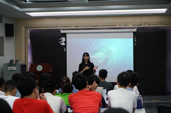 yl1111永利集团2018级新生入学教育——公益服务及第二课堂体系简介