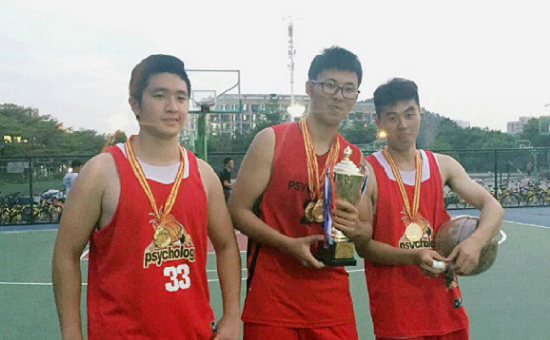 17届yl1111永利集团男子篮球队简介